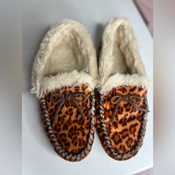 J. Crew Shoes - J Crew Faux Calf Hair Leopard Print Fuzzy Fur Lined Women Mocassin Slip On Sz 10